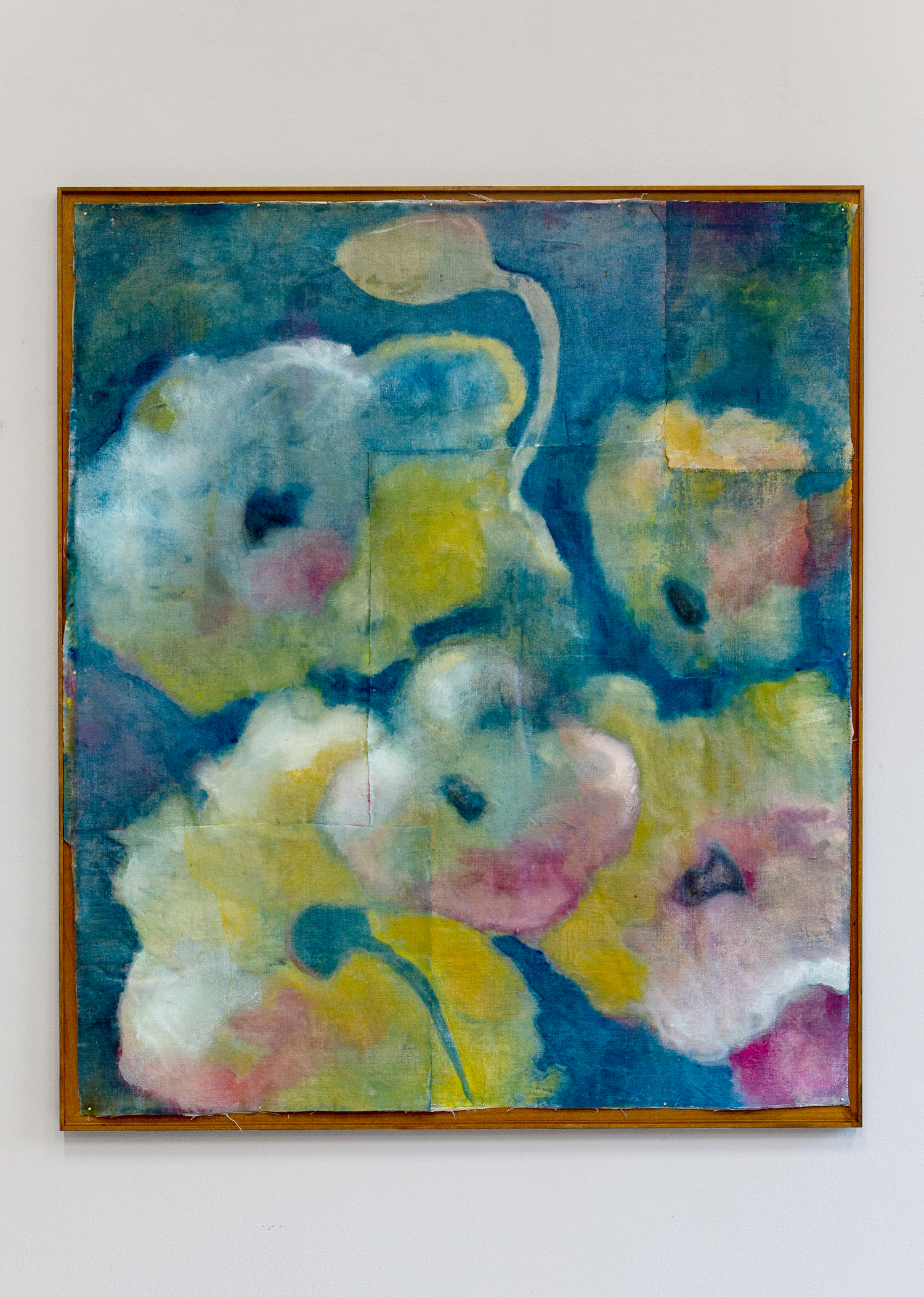 Chrysalis01, 2020, oil on linen including painted artist' s frame, 105x90 cm